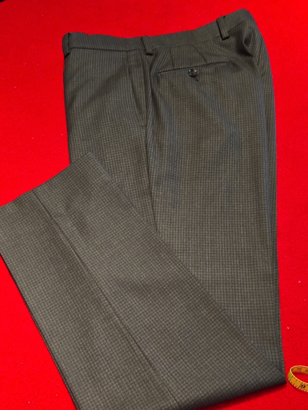 Ted Baker London Men's Micro-Check Dress Pants. 32x32 Plain front 100% Wool